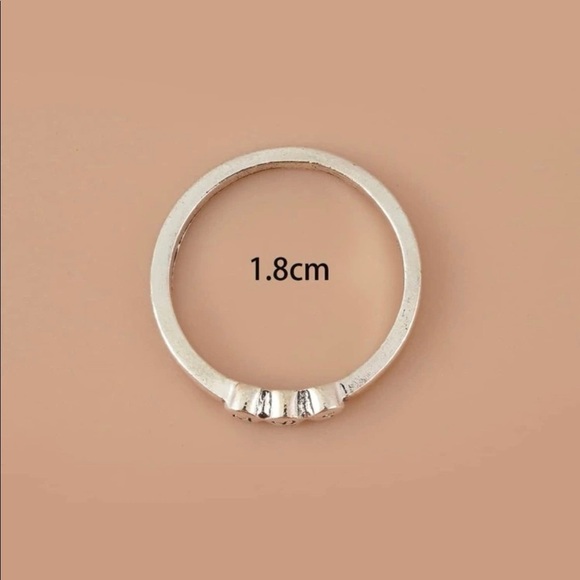 MS Heart Minimalist Stackable Ring - Picture 4 of 9